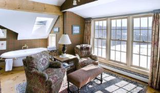 Windham Hill 4*