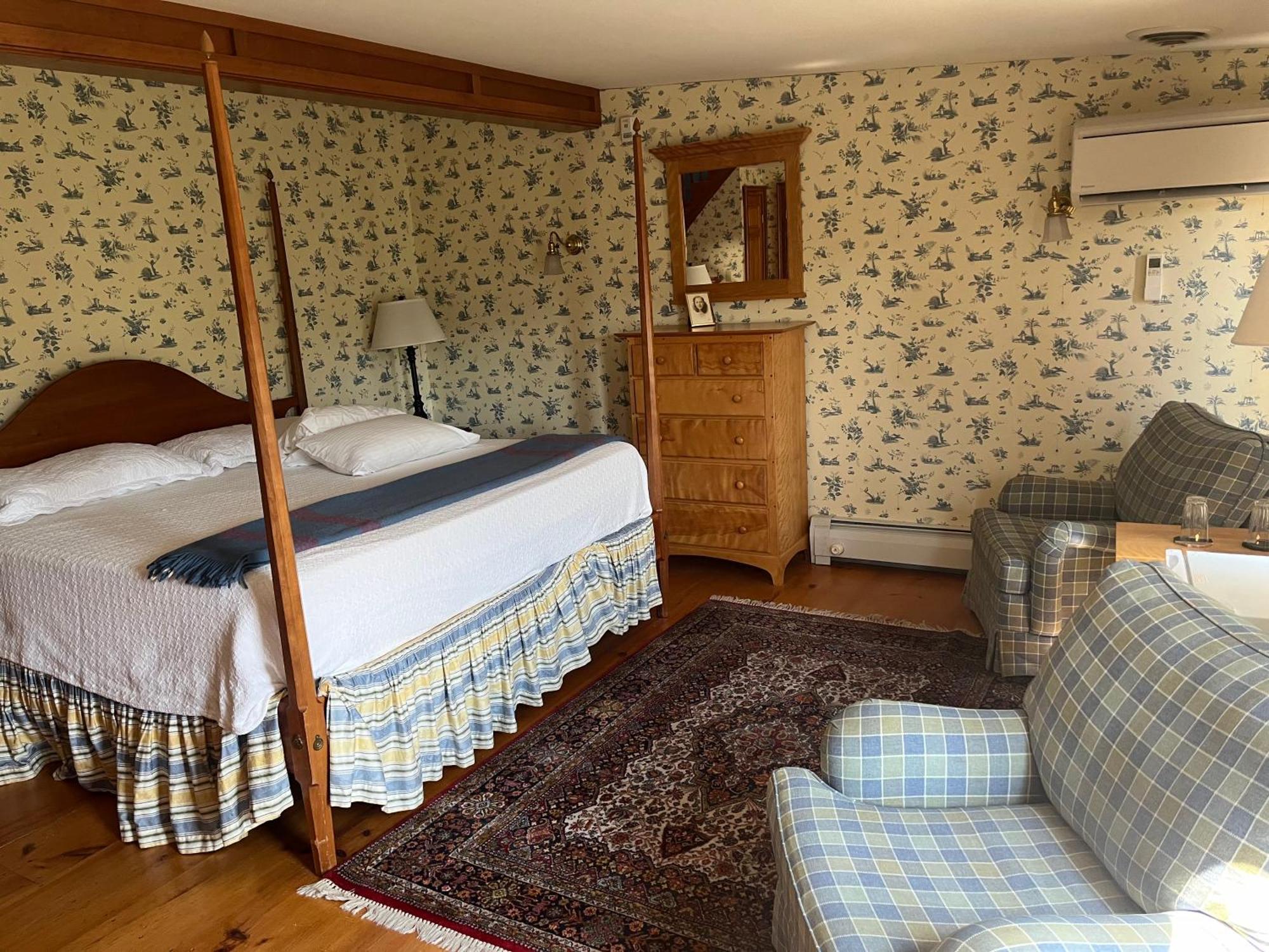Windham Hill 4*